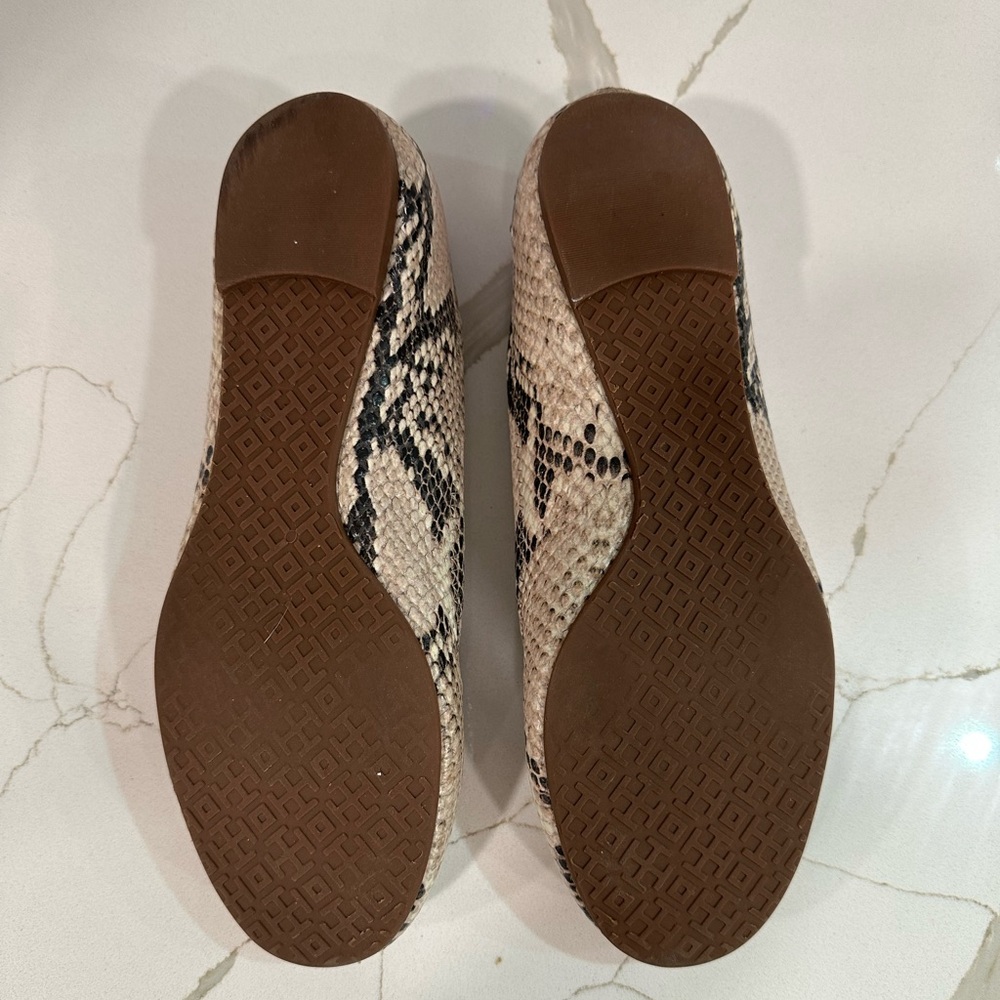 Tory Burch Reva Ballet Flats. Women’s size 7 M. Color Python Print - Picture 12 of 13